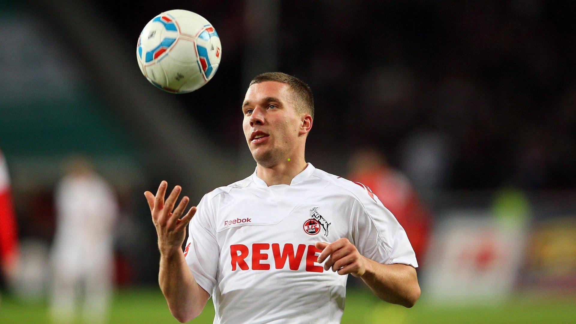 足球报,孔帕尼力挺门将乌尔比希,科隆勇气之战虽败犹荣